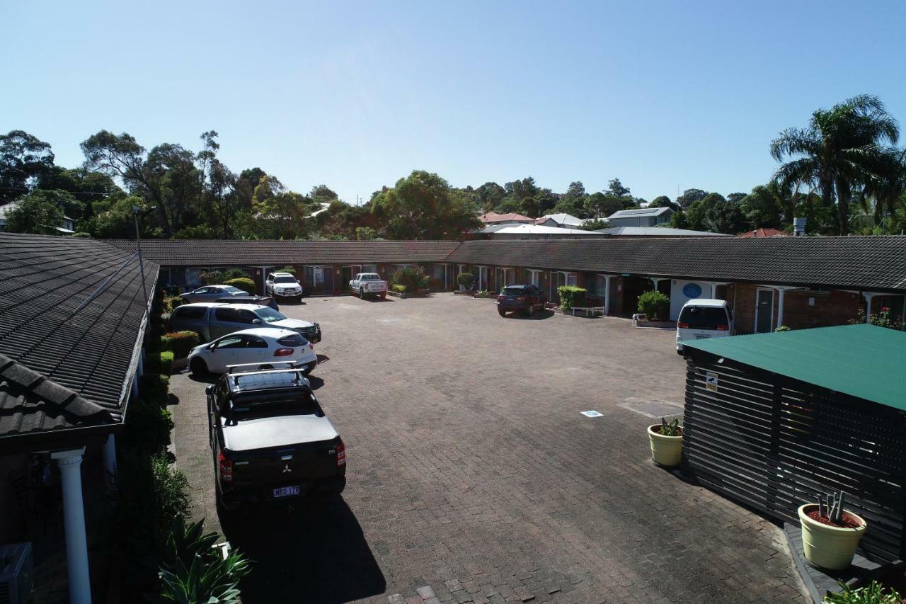 Sovereign Motel 3*